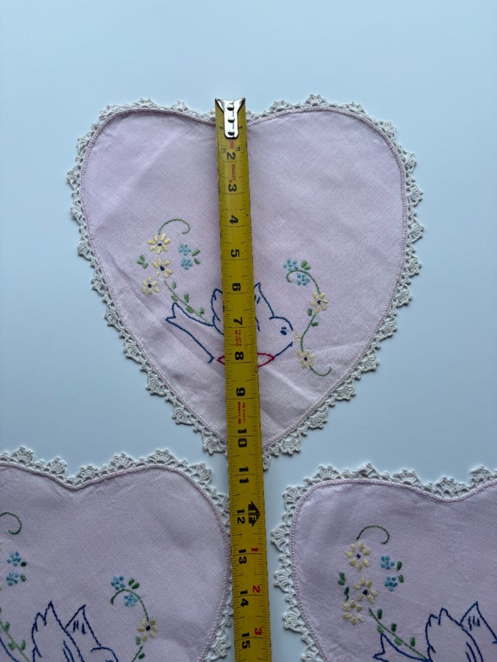 Vintage Vanity/Dresser Doily Set - Picture 2 of 5